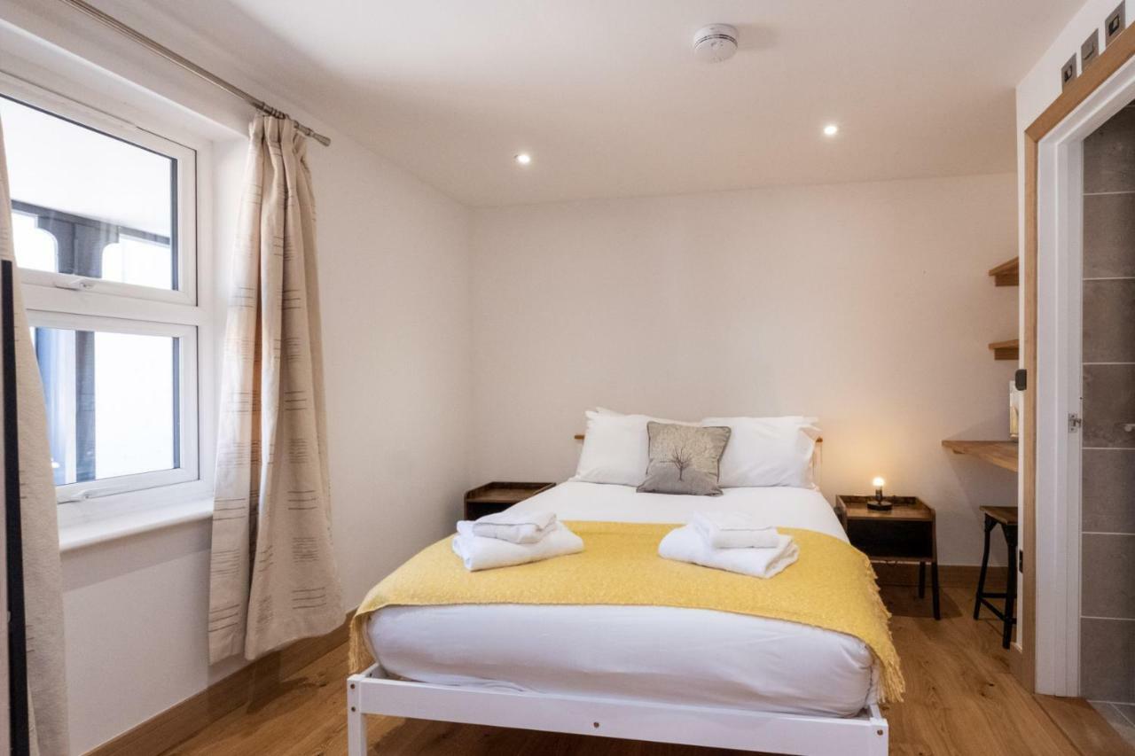 Weeping Willow - Three Tuns Apartments, Pettistree, Wickham Market - By Aldeburgh Coastal Cottages Extérieur photo