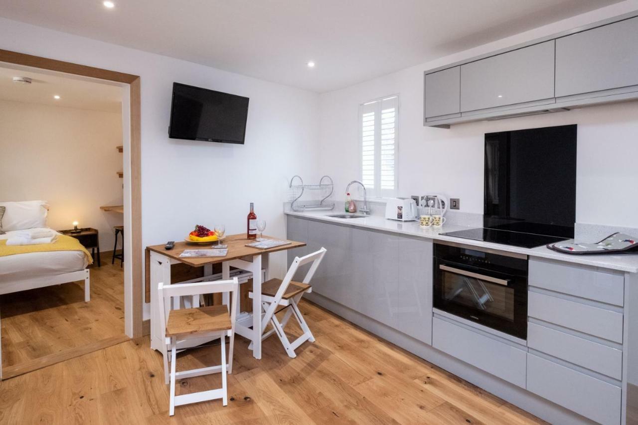 Weeping Willow - Three Tuns Apartments, Pettistree, Wickham Market - By Aldeburgh Coastal Cottages Extérieur photo